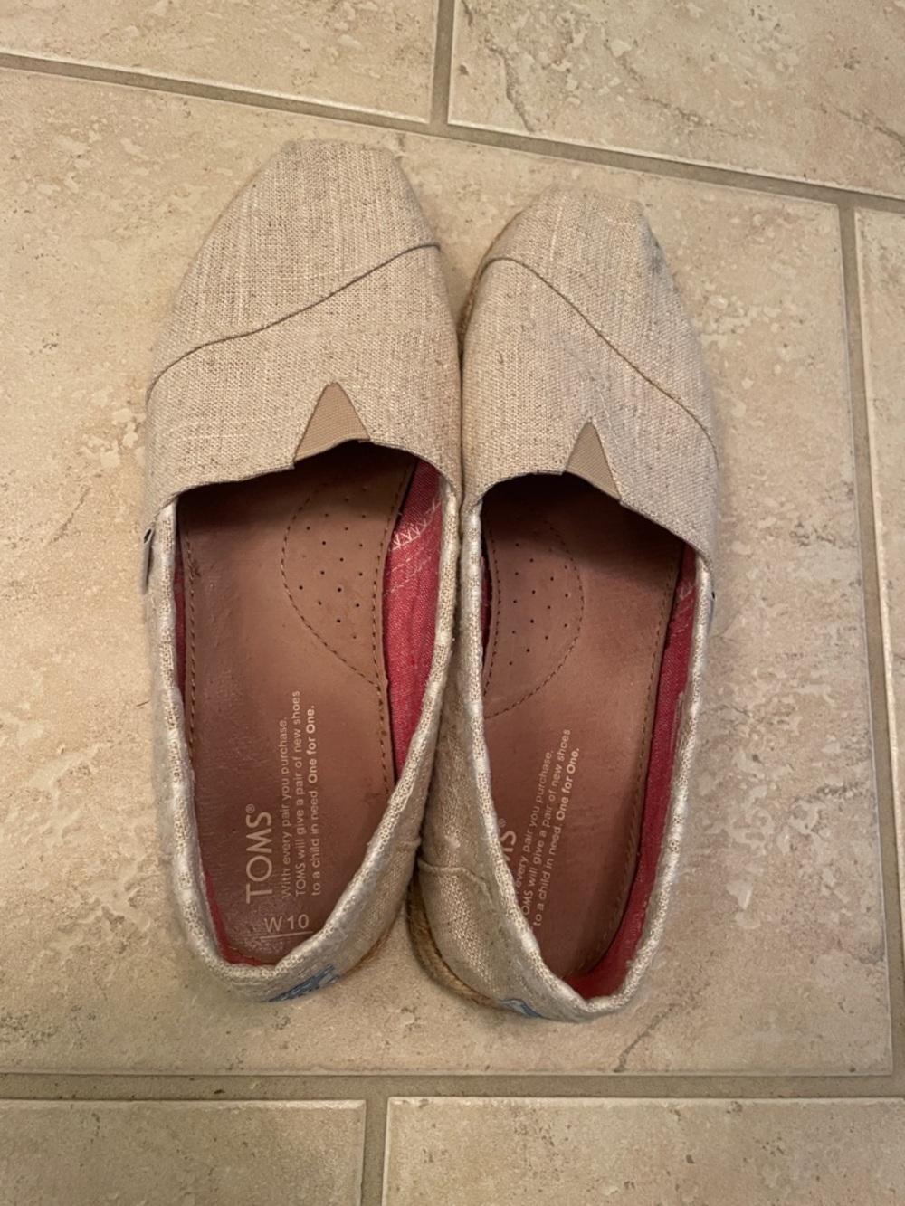 Toms Beige Canvas Slip-On Flats with Light Blue Logo Patch Size 10 - Picture 3 of 7